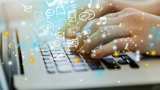 Strategia di comunicazione digitale: come costruire un brand forte e competitivo online